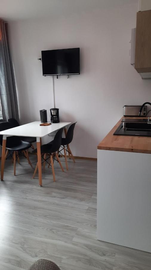Apartament 3 Pokoje Z Balkonem Asklepios Świnoujście Exteriör bild